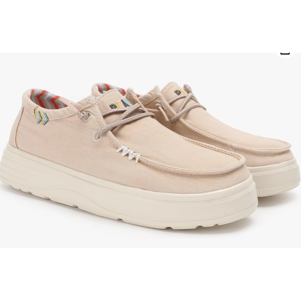 Pitas Natal Slip On Platform Shoes Beige Canvas Designed in Spain Size 10
